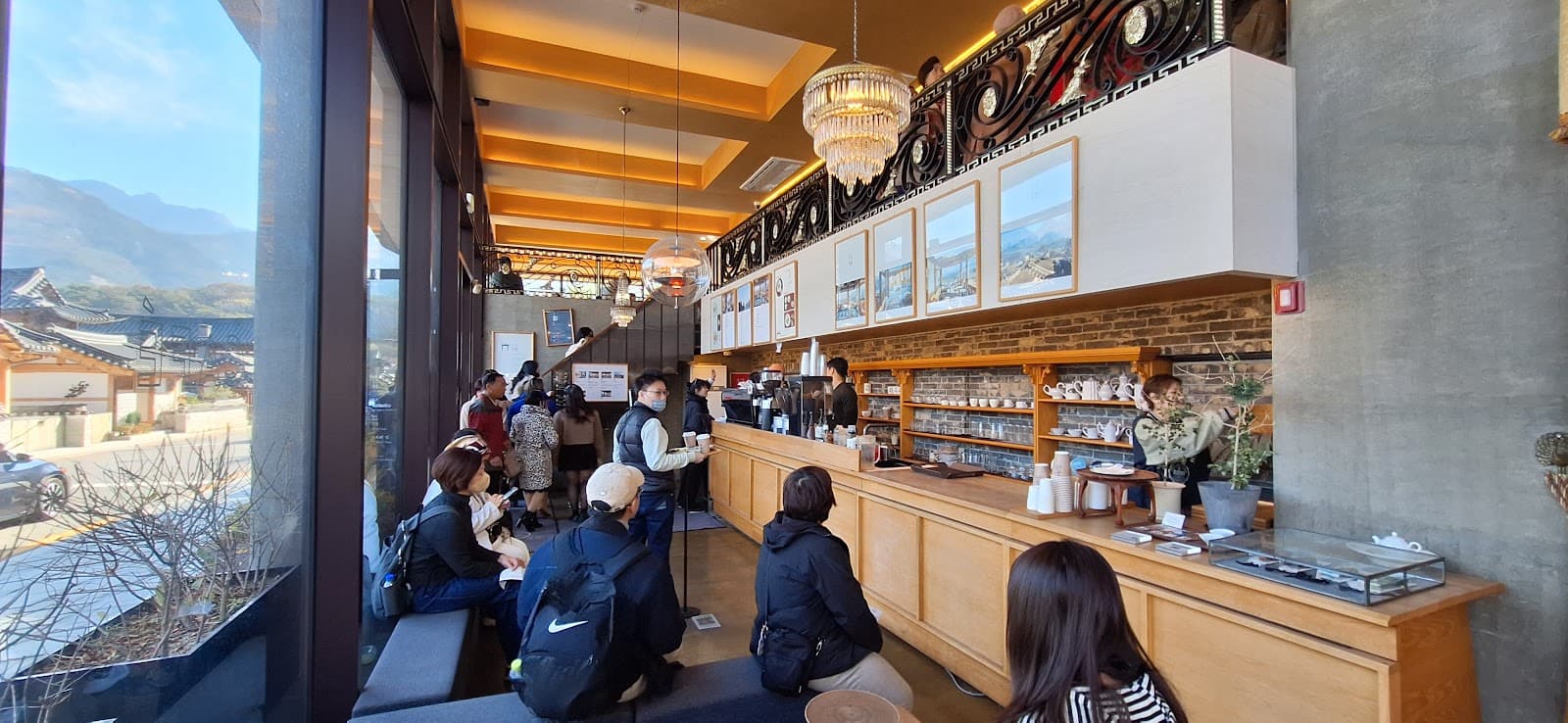 1in1jan Cafe (Eunpyeong Hanok Village) 2
