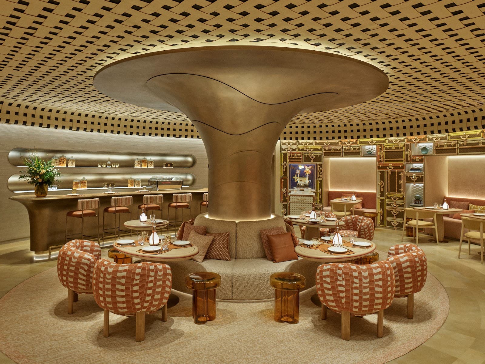 路易威登咖啡馆 (Le Café Louis Vuitton)