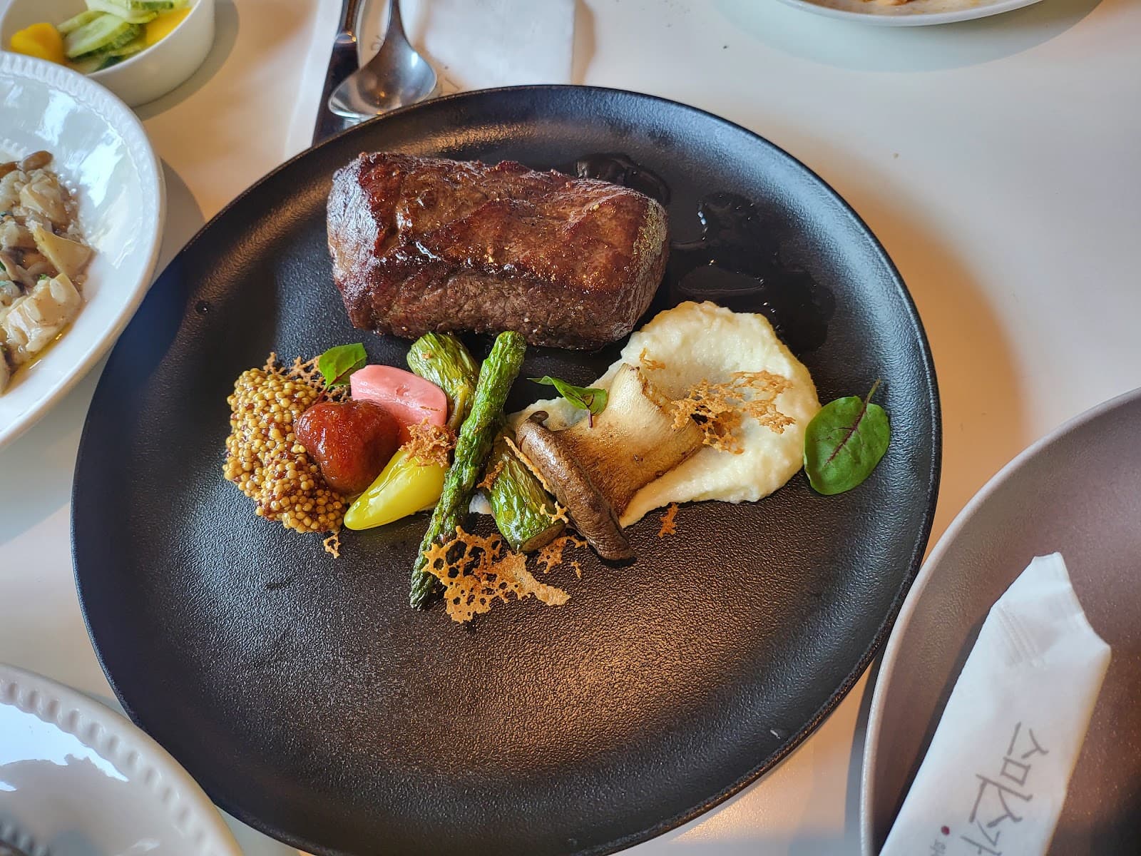 The Hanok Smith Likes 2