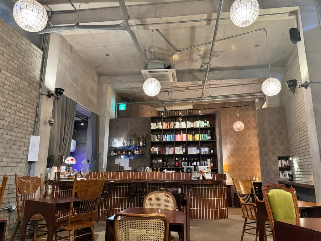 Literary Salon Chogo