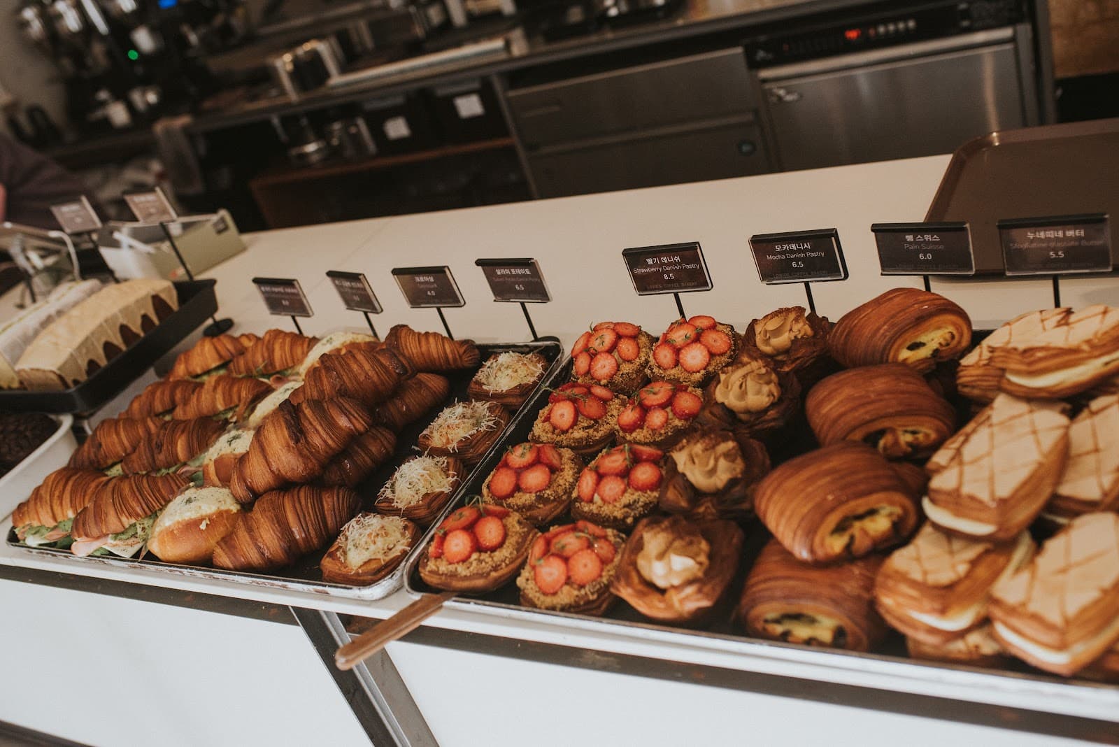 Lowide Coffee Bakery 5