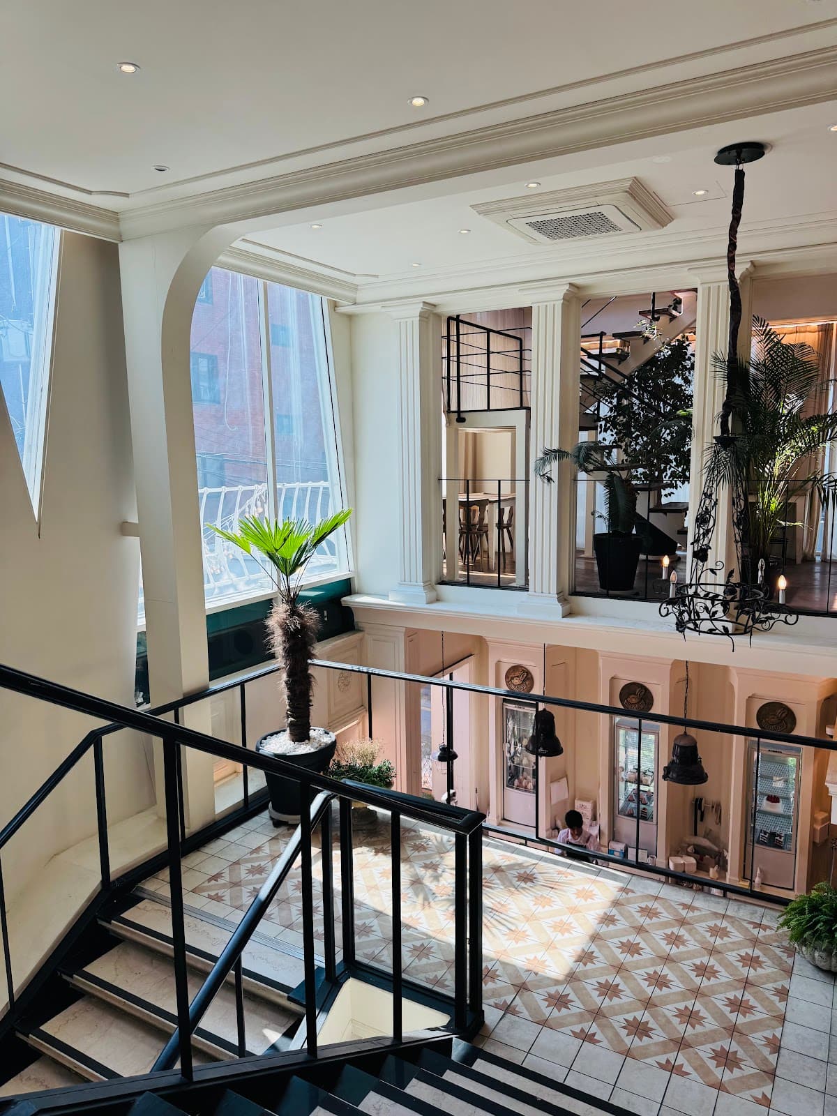 빠니드 엠 무니