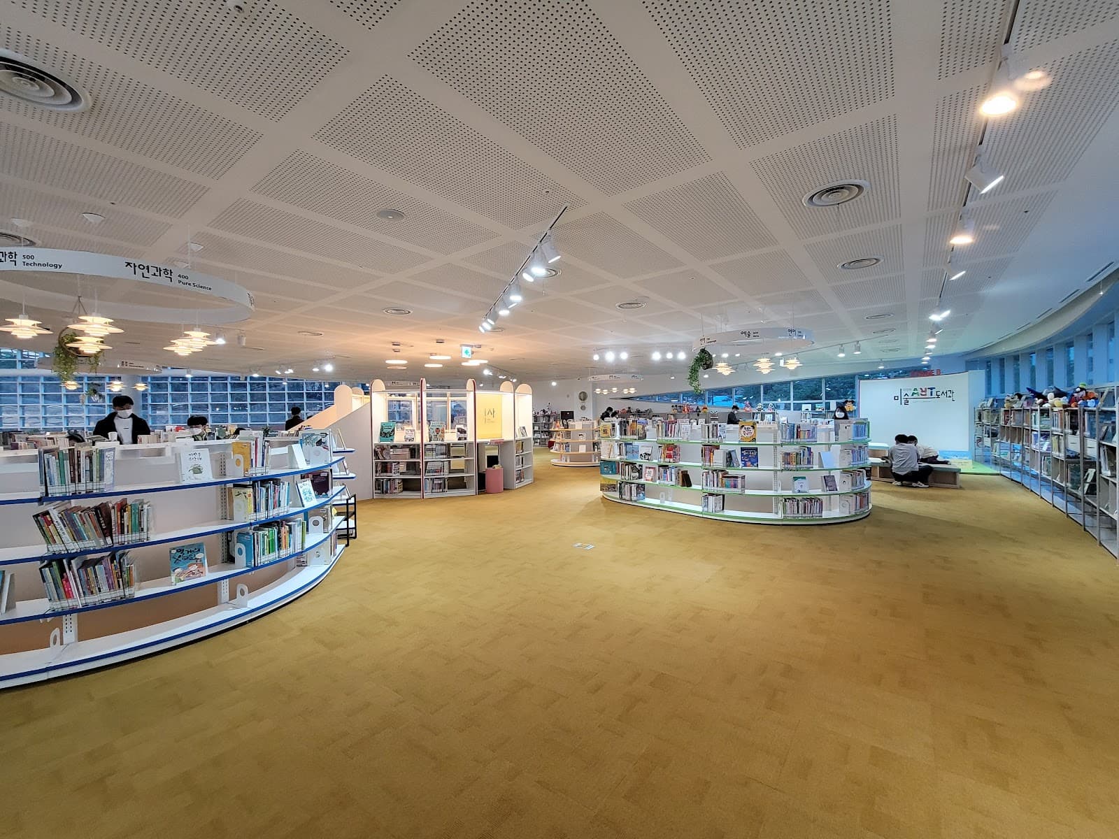 Seoul Book Park Lounge 5