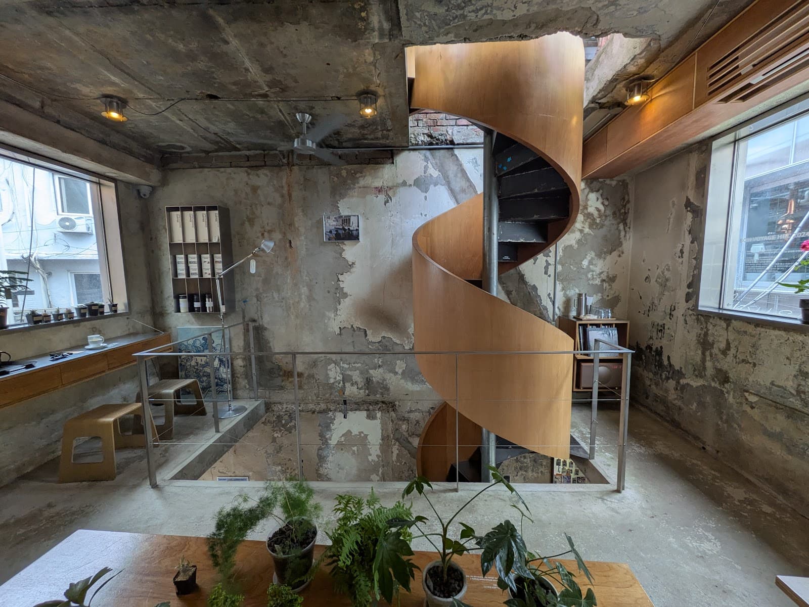 업스탠딩 커피 3