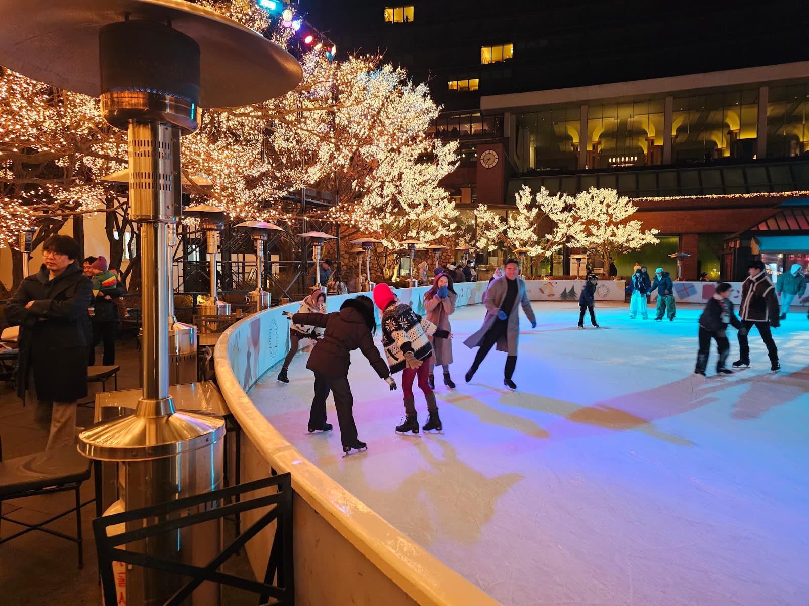 Grand Hyatt Seoul Ice Rink 4