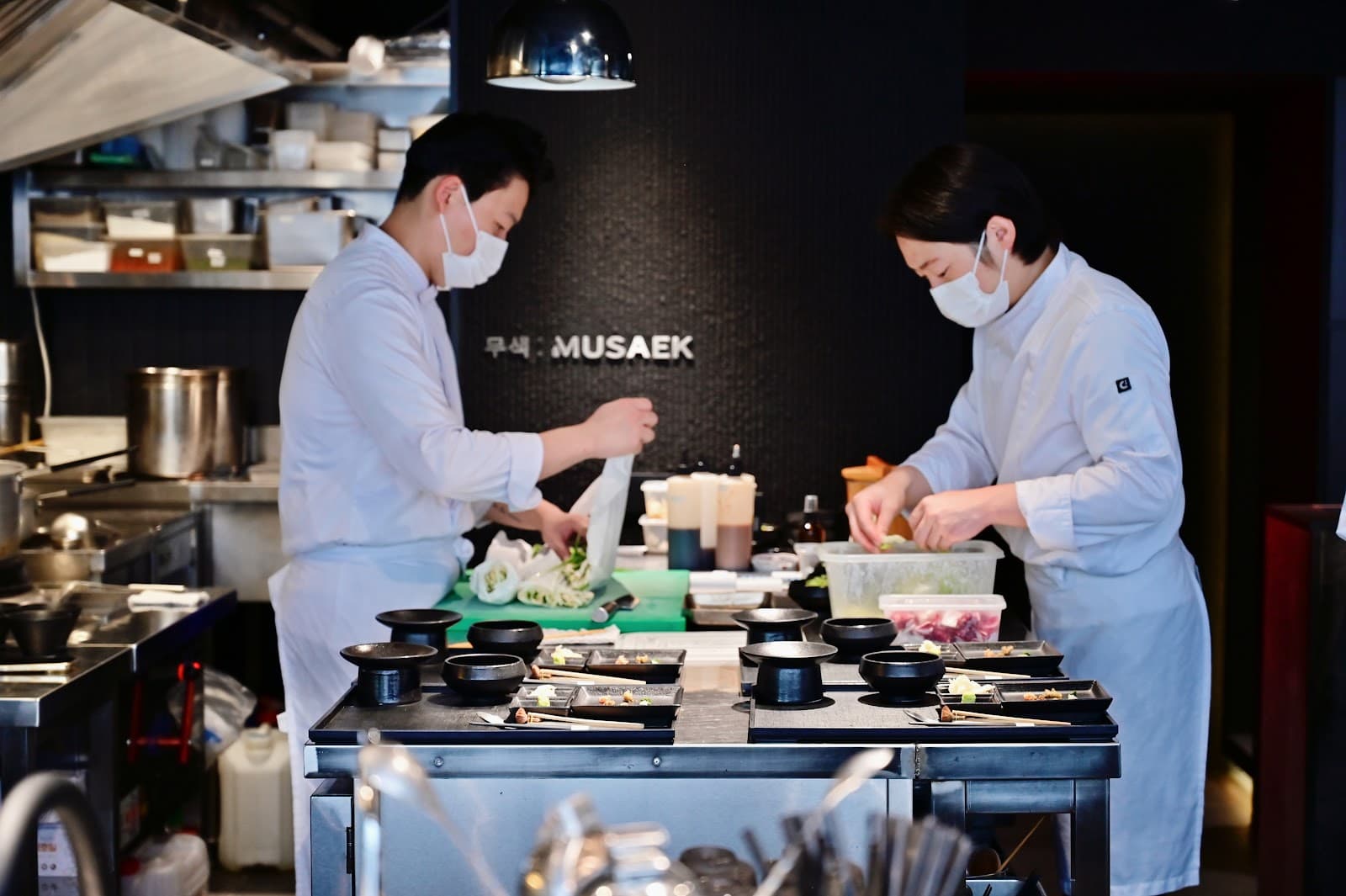 무색(ムセク) — 聖水洞の숙성회(熟成刺身)専門店 4