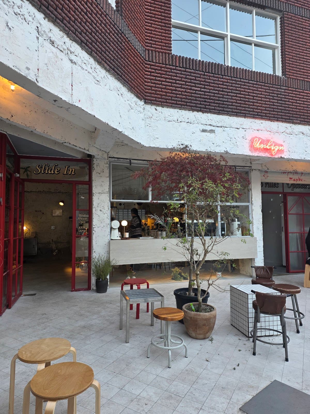 UNLINE(アンライン)