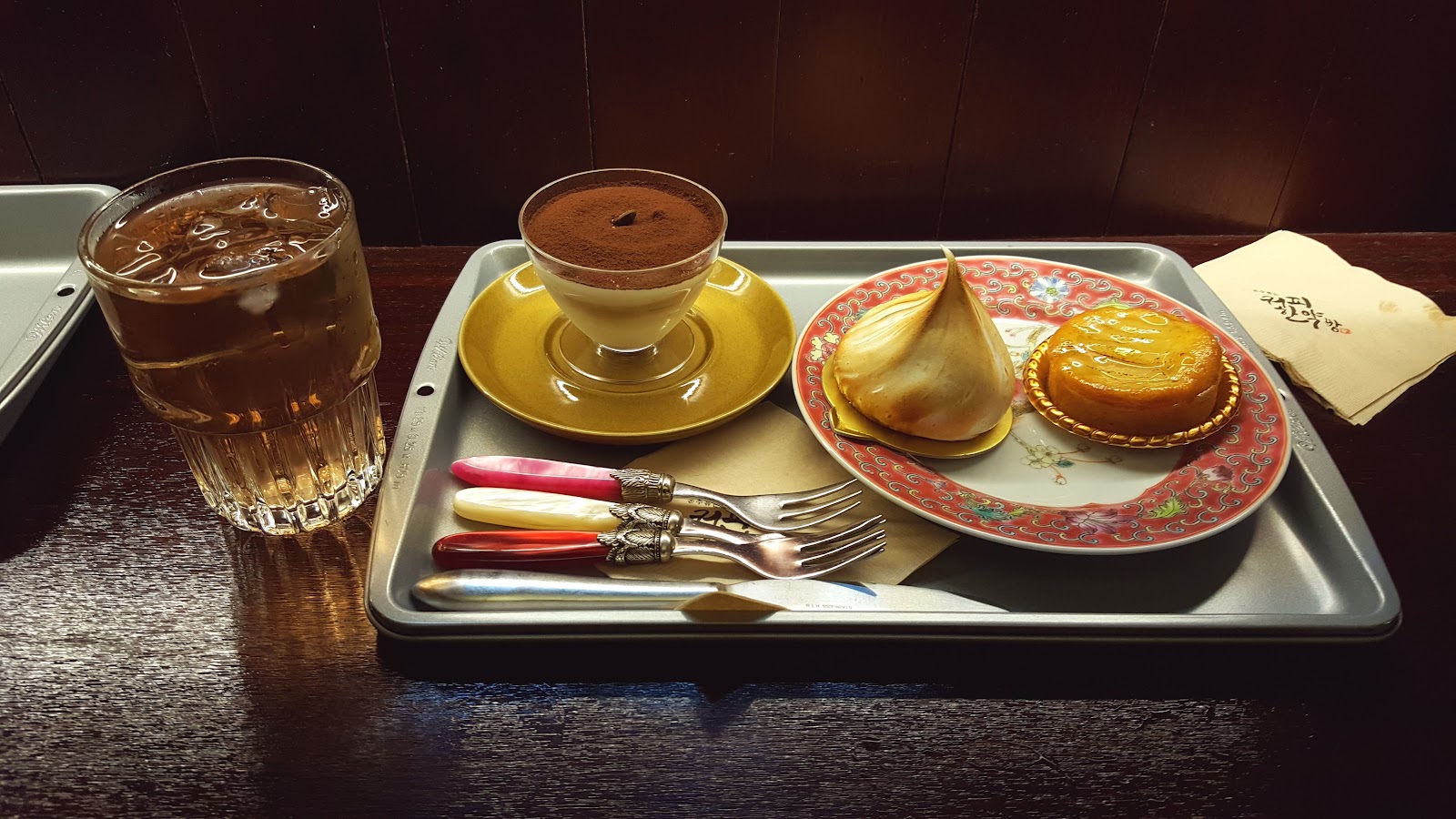 Coffee Hanyakbang 传统内饰