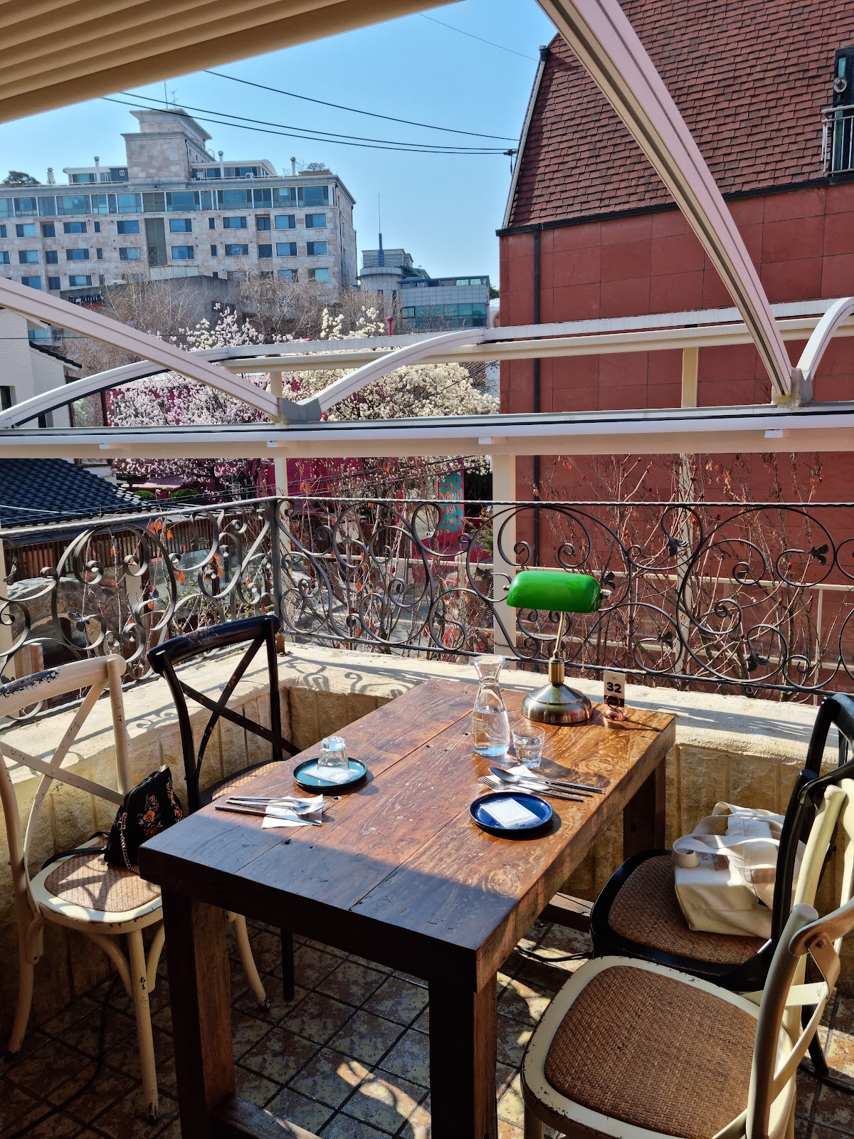 Dalmatian狎鸥亭露台